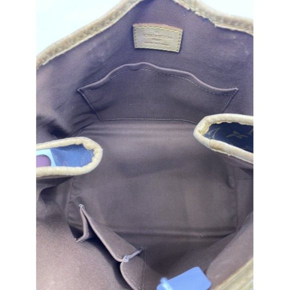 Louis Vuitton Batignolles Vertical Brown Monogram Canvas Shoulder Bag - Picture 5 of 9